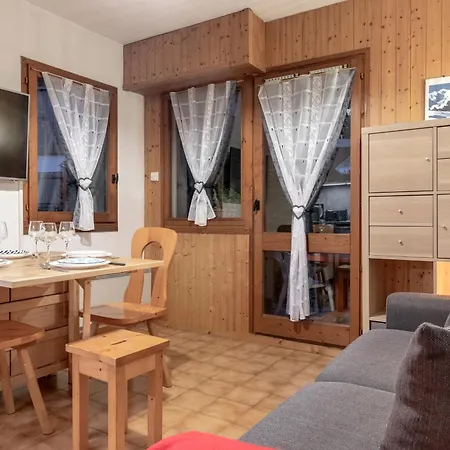 Apartment Jardin Du Mont Blanc *